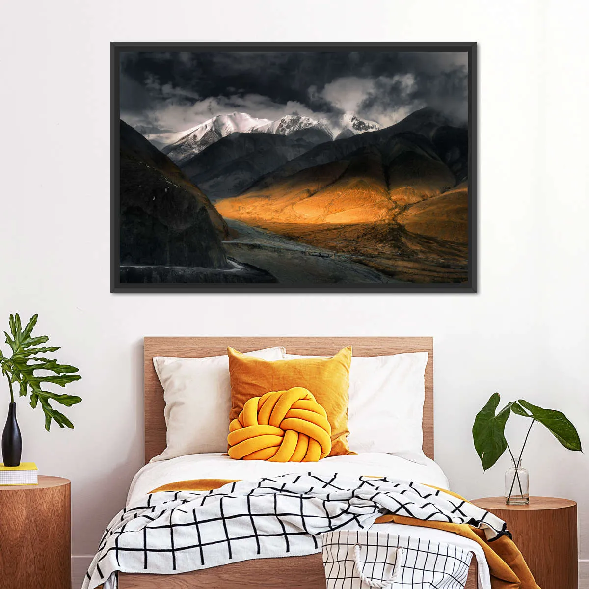 A Bend To Light Wall Art