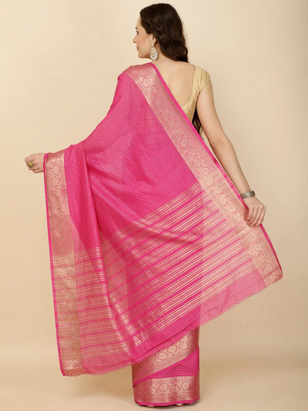 Check Pattern Plain Woven Georgette Saree