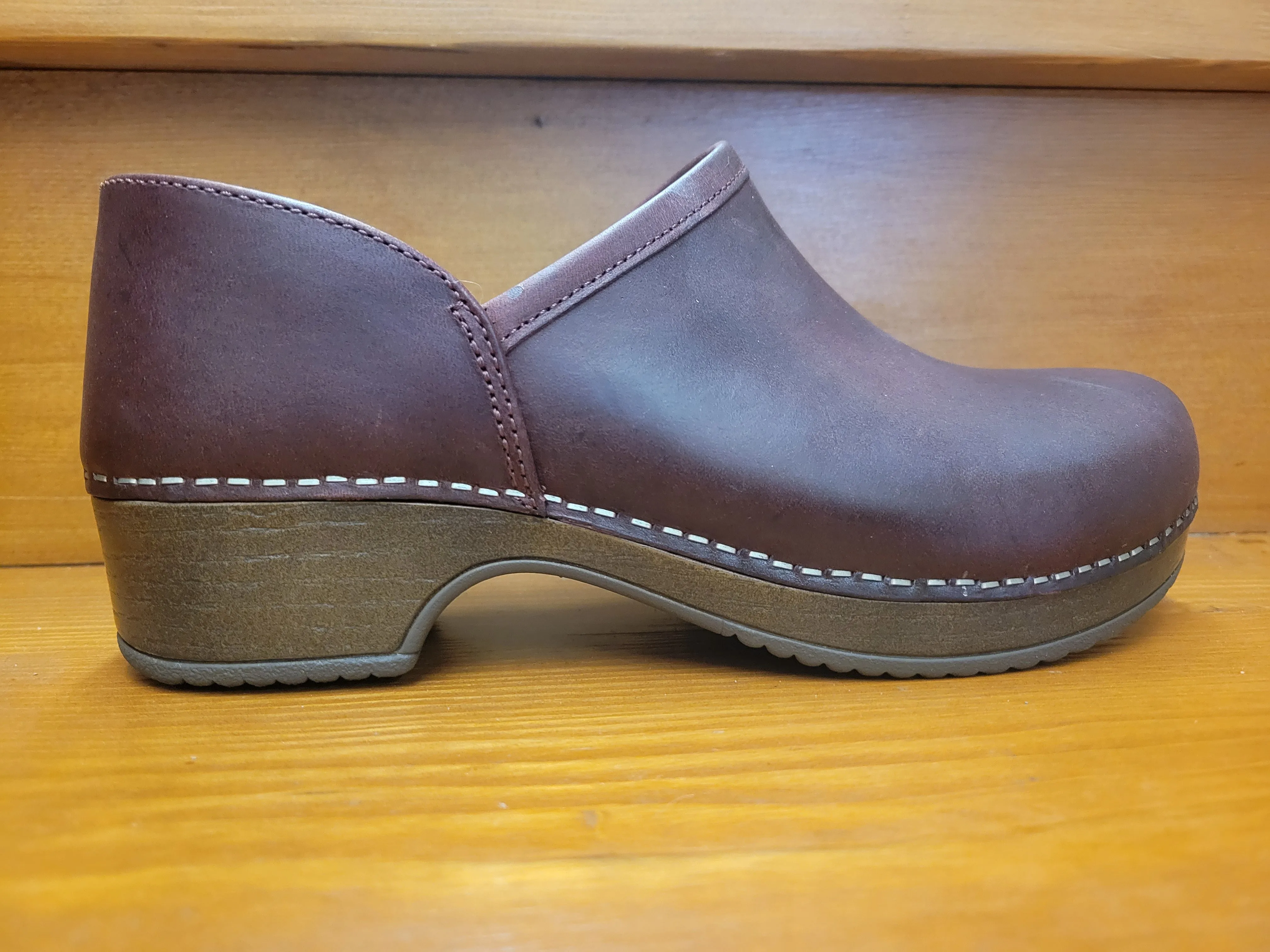 Dansko Brenna Ruby Oiled leather